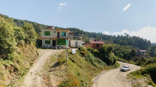 Hotel Nayagaun Village Resort