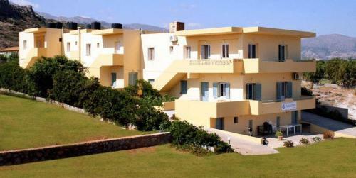 Nautilus Apartments