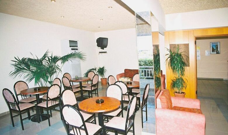 Aparthotel Kremasti Memories