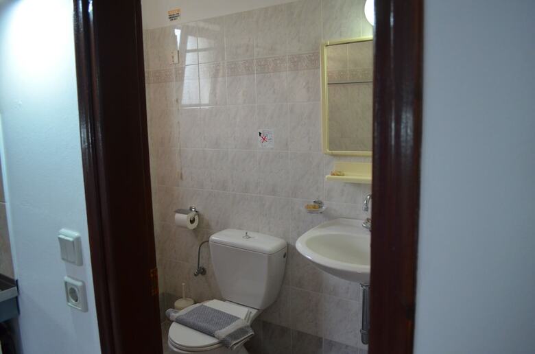 Aparthotel Kremasti Memories