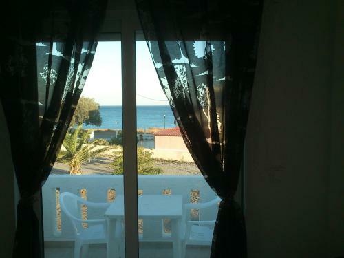 Hostal Kiotari Beach Apartments
