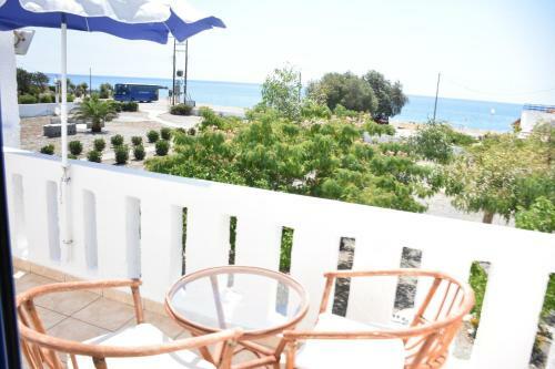 Hostal Kiotari Beach Apartments