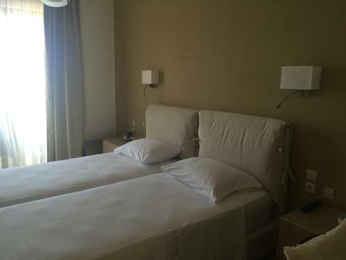 Hostal Nikos Rooms