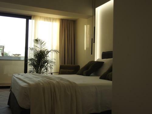 Hostal Nikos Rooms