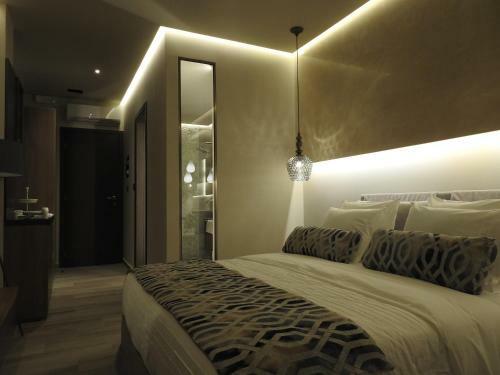 Hostal Nikos Rooms