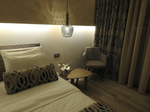 Hostal Nikos Rooms