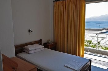 Nora Hotel