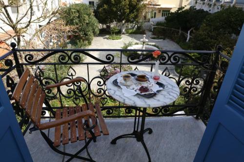 Aegli Hotel