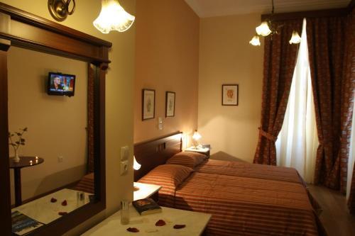 Aegli Hotel