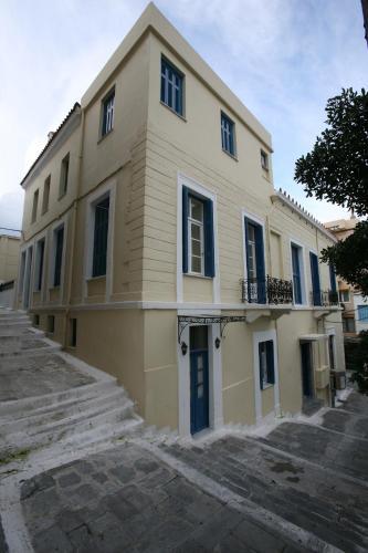 Aegli Hotel