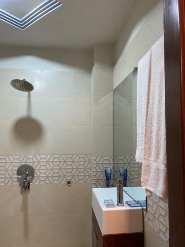 Grand Luxury Hotel
