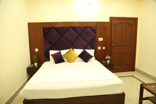 Hotel Pak Continental