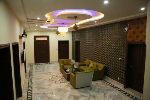 Hotel Pak Continental