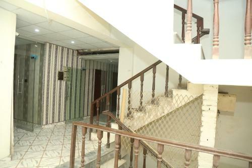 Hotels Multan