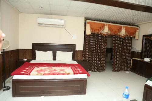 Hotel Pace Inn