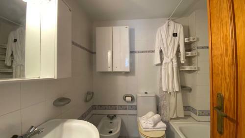 Fantastic First Beach Line 3-bed Apartment