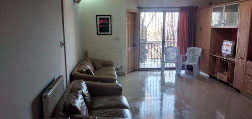 The Mall Apartment