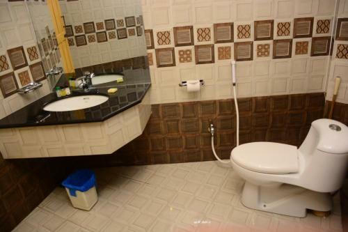 Hotel Move-n-pick Murree