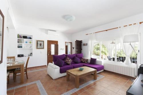 Villa Celi: Sea- & Mountain View, Peaceful & Comfortable.