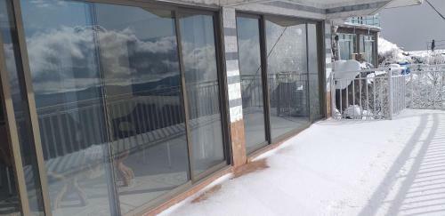 Hostal Awesome Murree View, Honeymoon Suite Room