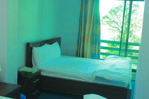 Hostal Alvadi Hotel