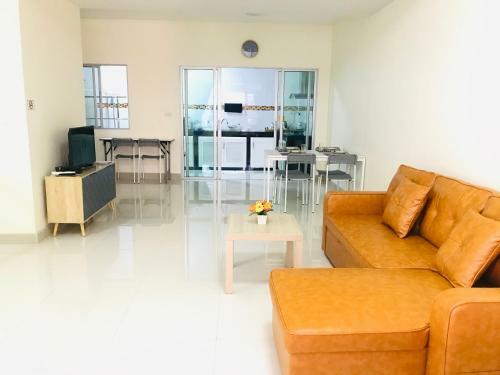 Hostal Impact Mt Guest House