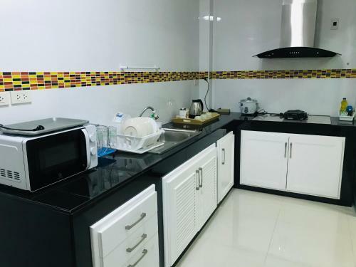 Hostal Impact Mt Guest House