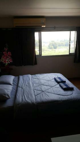 Apartamento Renovate Room Near Impact