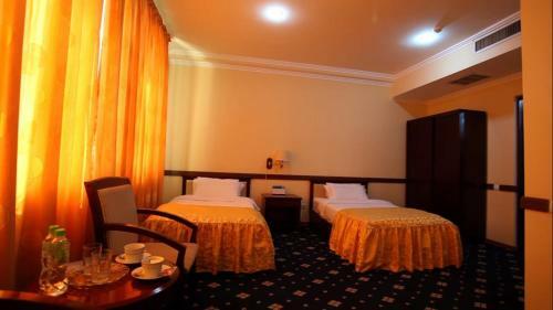 Hotel ????????