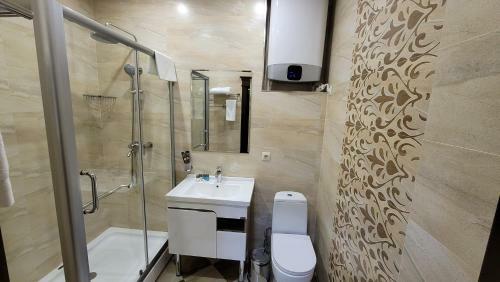 Hotel Ayni