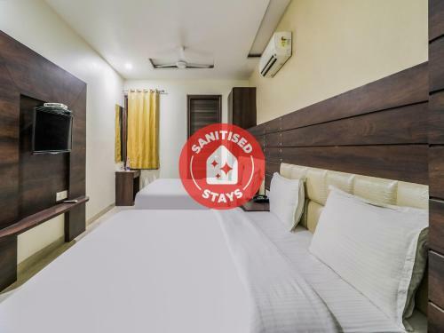 Oyo 1977 Hotel Grand Galaxy