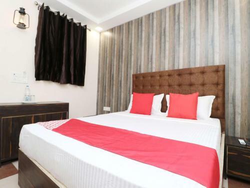 Oyo 37351 Hotel Krishna Royal