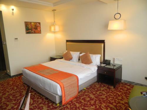 Hotel One Earth Avaas