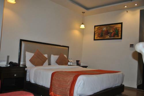 Hotel One Earth Avaas