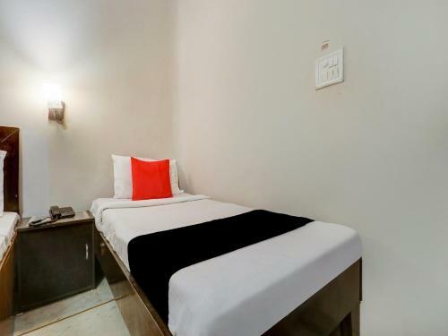 Oyo Capital O 73432 Hotel Divine