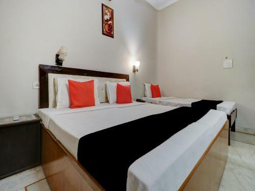 Oyo Capital O 73432 Hotel Divine