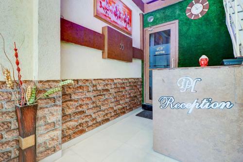 Oyo 80354 Hotel Dream House