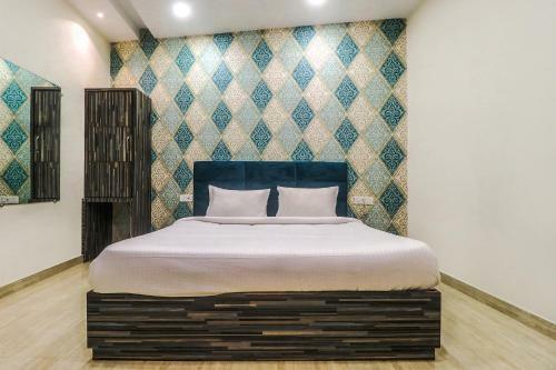 Fabhotel Alpine Inn