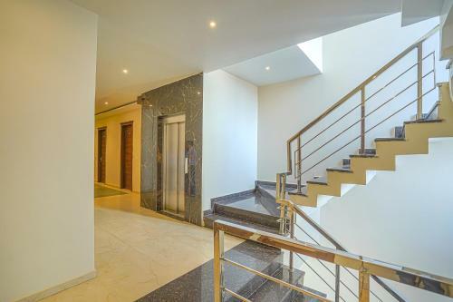 Fabhotel Prime Empire