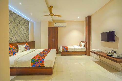 Fabhotel Prime Empire