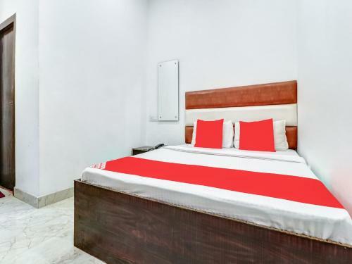Oyo 82426 Hotel Pb02 Inn