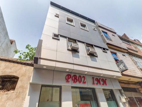 Oyo 82426 Hotel Pb02 Inn