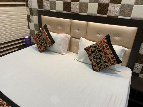 Hotel Nv Residency