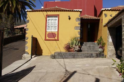 Casa Basilisa Capote