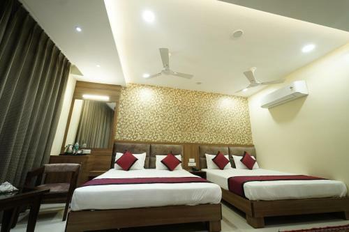 Hotel S.s Royal