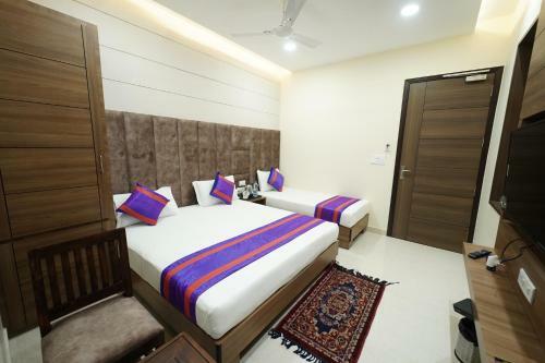 Hotel S.s Royal