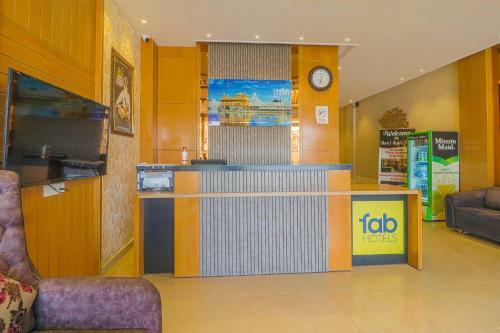 Fabhotel Apple Tree