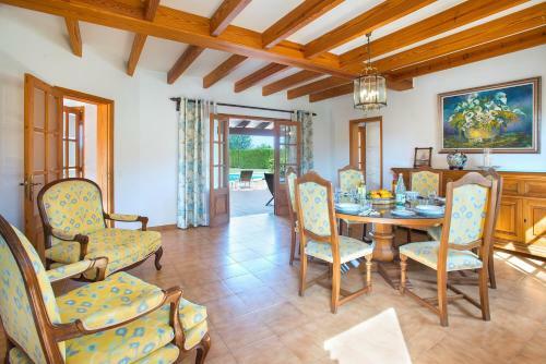 Owl Booking Villa Tia - Exclusive Holidays