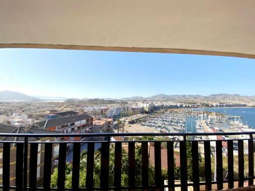 Sea And Mountain View Apartments