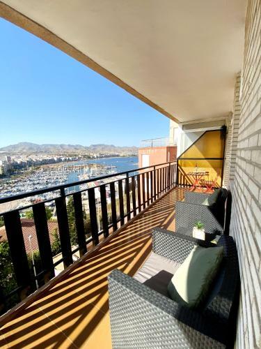 Sea And Mountain View Apartments